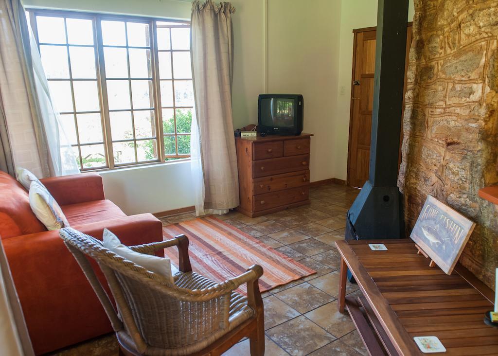Cheerio Trout Fishing & Holiday Resort Tzaneen Room photo